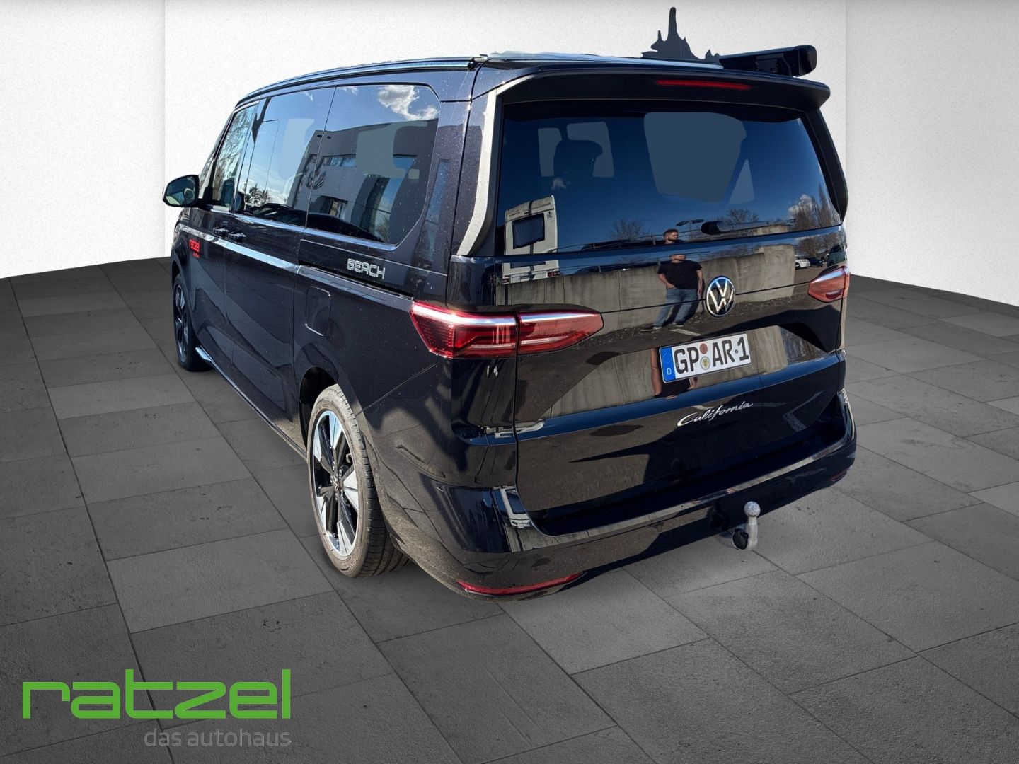 Fahrzeugabbildung Volkswagen T7 California Beach 2.0 TSI DSG+6-SITZER+AHK+NAV