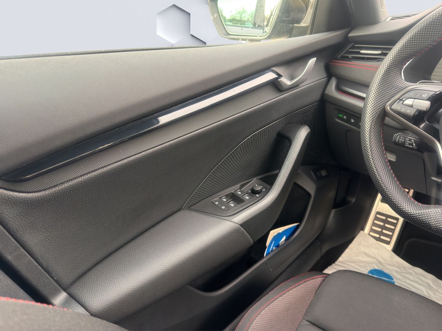 Octavia Combi RS 2.0TSI 195kW MatrixLED PanoDach