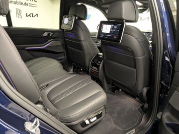 BMW X7 M50 - 9
