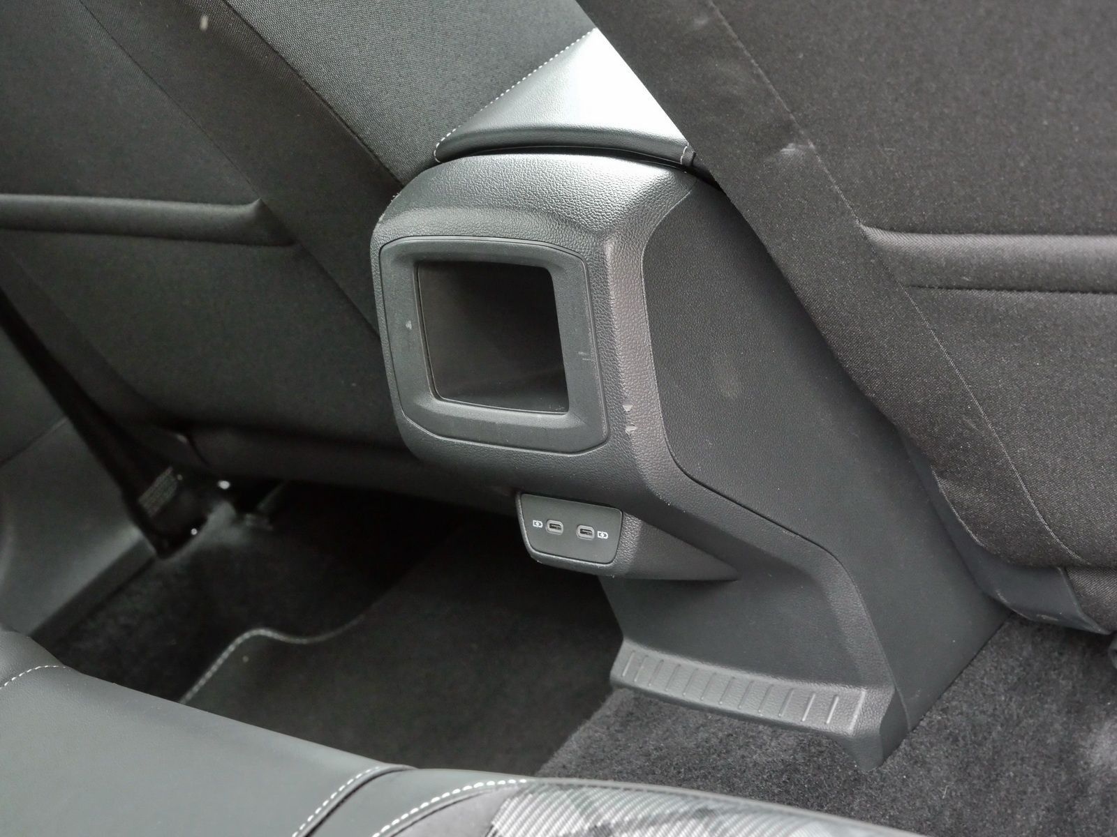 Volkswagen T-Cross - Bild 17