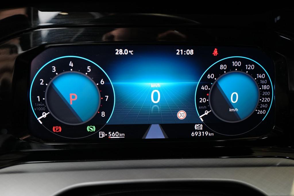 Volkswagen Golf VIII 1.0eTSI DSG Life StdHz Navi ACC Led, миниатюра 15