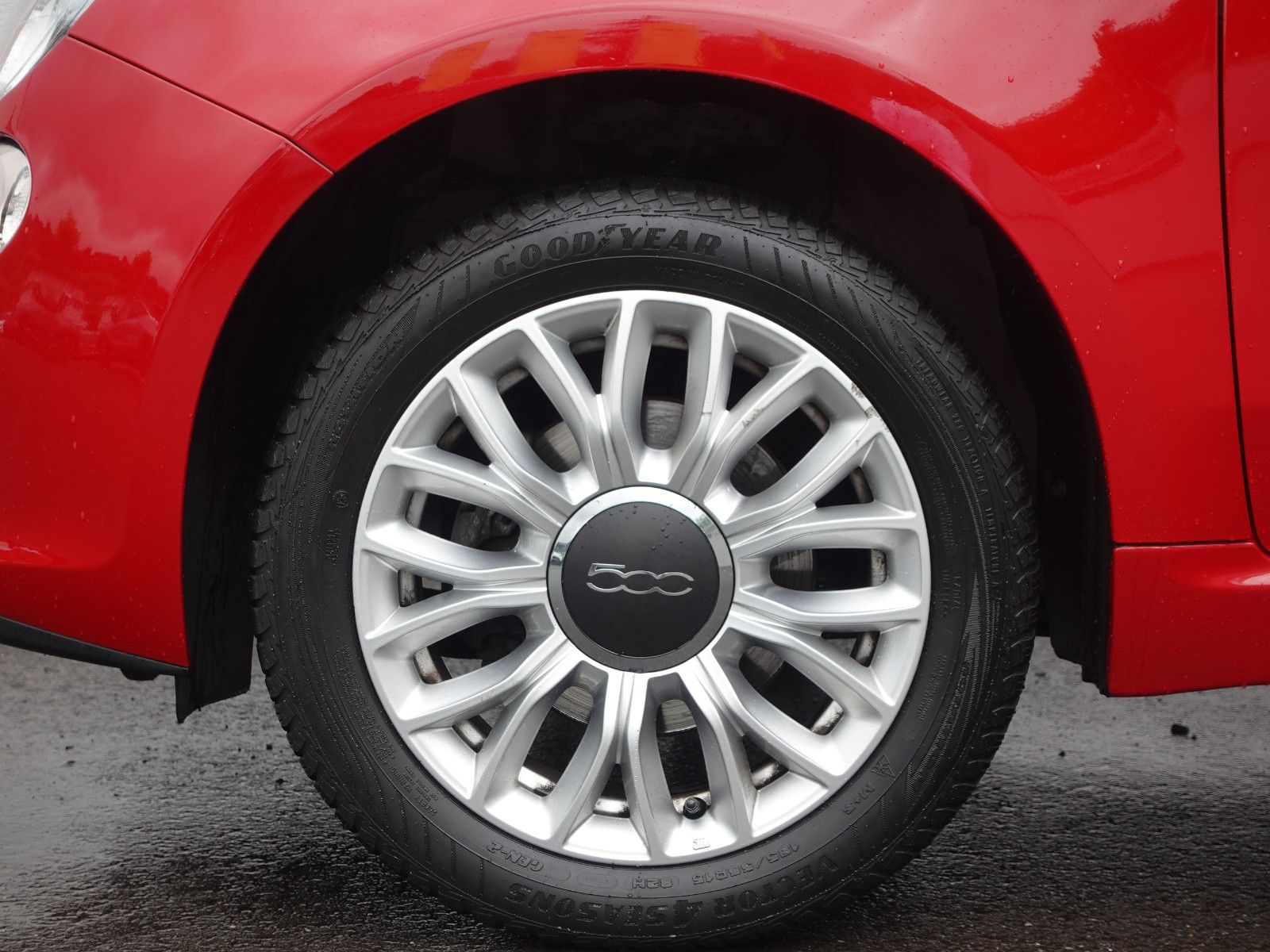 Fahrzeugabbildung Fiat 500 Cabrio Lounge 1.2,Einparkhilfe,Allwetter,uvm