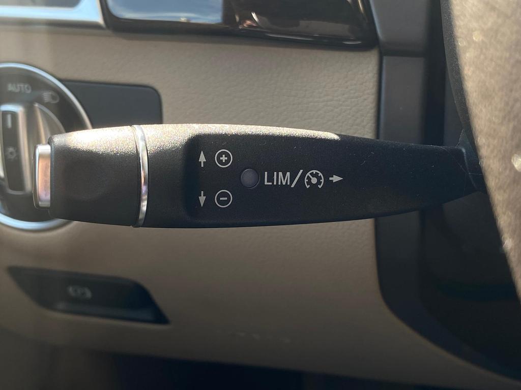 Mercedes-Benz ML 500