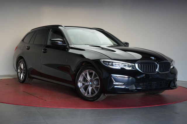 BMW 320 d Touring xDrive Sport Line Navi/Leder/Temp/