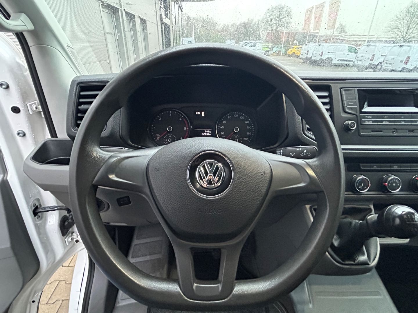 Fahrzeugabbildung Volkswagen Crafter Kasten 2.0 mittellang