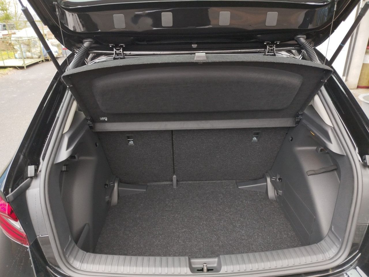 Fahrzeugabbildung SKODA Fabia Extra Plus SELECTS85/1.0 A7F