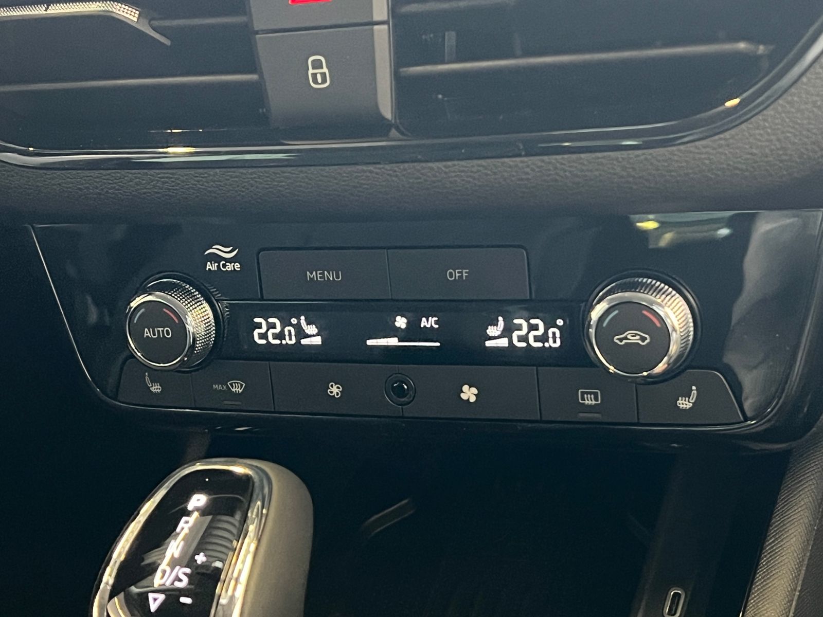Fahrzeugabbildung SKODA Scala Drive 1.0 TSI DSG *Matrix-LED, ACC, SmartL