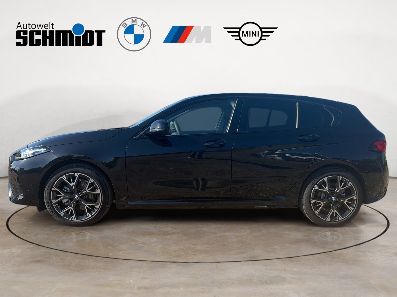 BMW 120 M Sport Design UPE 49.410 EUR imagem 2