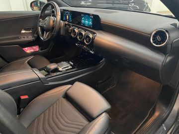 Mercedes A 180 - 12