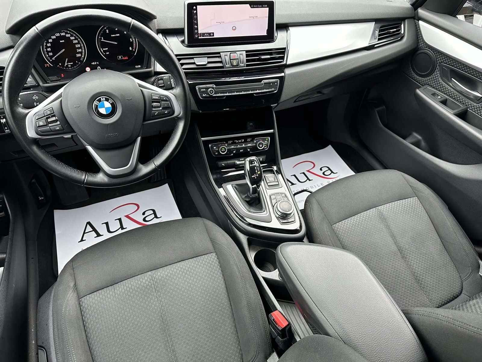 Fahrzeugabbildung BMW 218d Gran Tourer Advantage Aut. NAV+LED+AHK+KAM