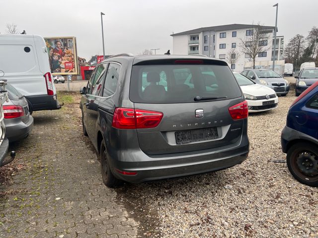 Fahrzeugabbildung Seat Alhambra Style Automatik Motor läuft