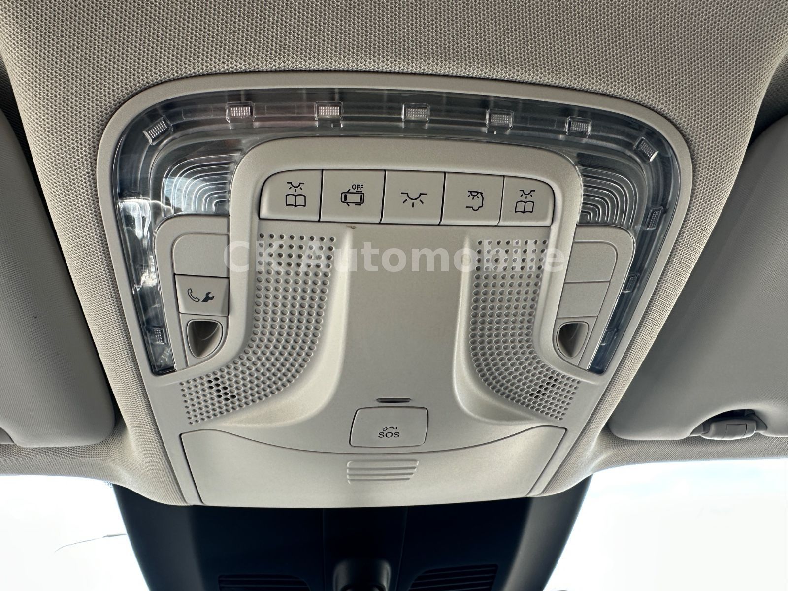 Fahrzeugabbildung Mercedes-Benz Vito Tourer Pro 124 Edition Autom/8Sitze/Kam/AHK
