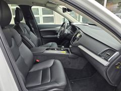 Fahrzeugabbildung XC90 Momentum Pro AWD B5 Diesel EU6d Navi Leder