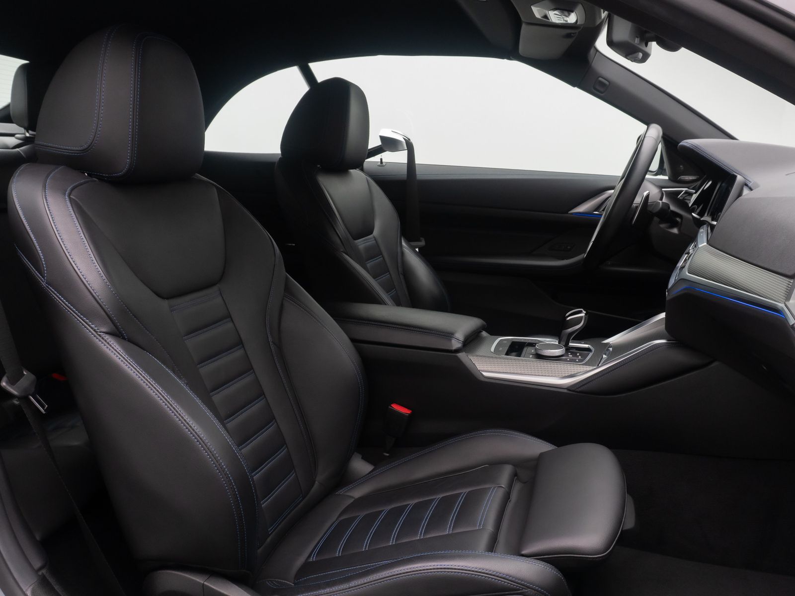 Fahrzeugabbildung BMW M440i Cabrio DAB H/K CockPitPro AHK Alarm 18Zoll