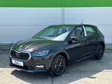 Skoda Fabia 130 80PS Climatronic KAMERA+PDC LM15"