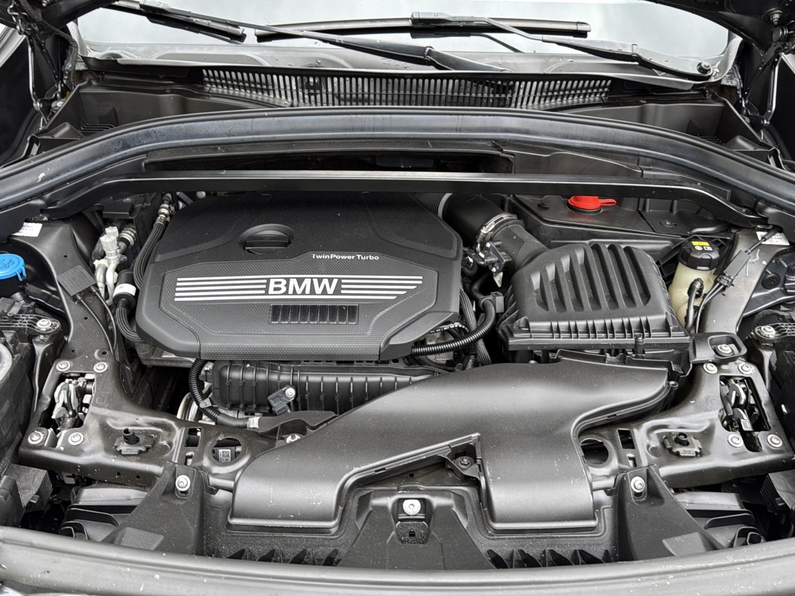 Fahrzeugabbildung BMW X1 sDrive 18 i M Sport/ 18 Zoll/ TOP