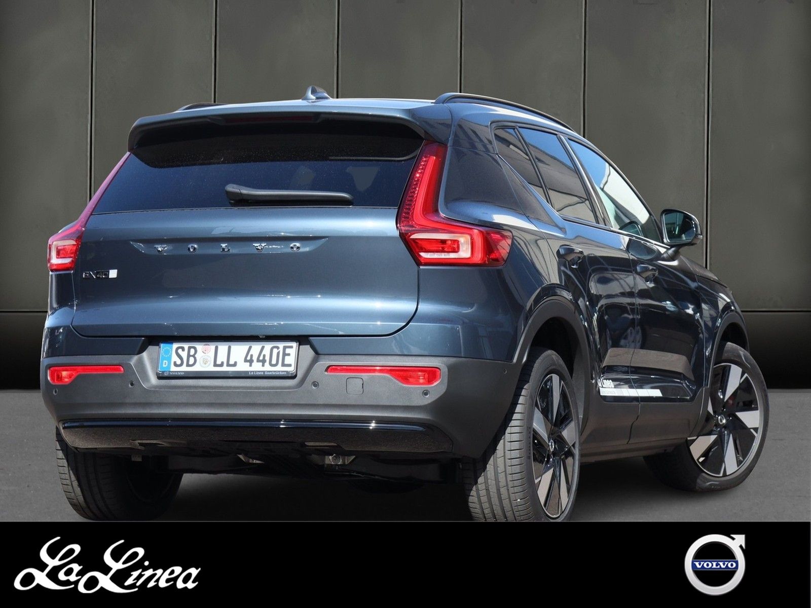 Volvo EX40 Single Motor Extended Range Plus 360°*Pilot imagem 2