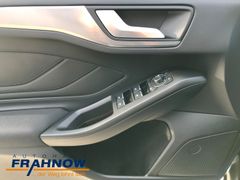 Foto Nummer 8: FORD Focus