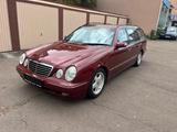 Mercedes-Benz E 240 T AVANTGARDE | aus Sammlung | TÜV neu - Mercedes-Benz E 240: Avantgarde