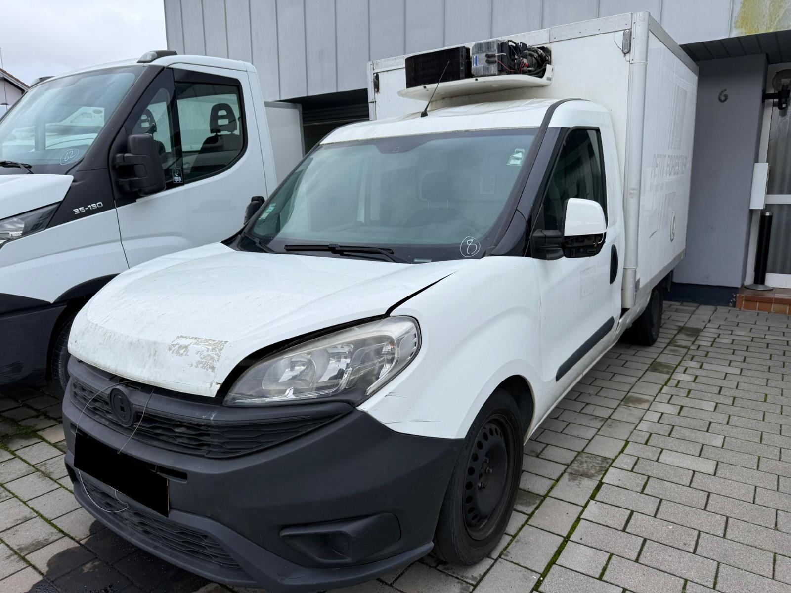 Fiat Doblo 1.6*Carrier Xarios 200*Stromanschluß
