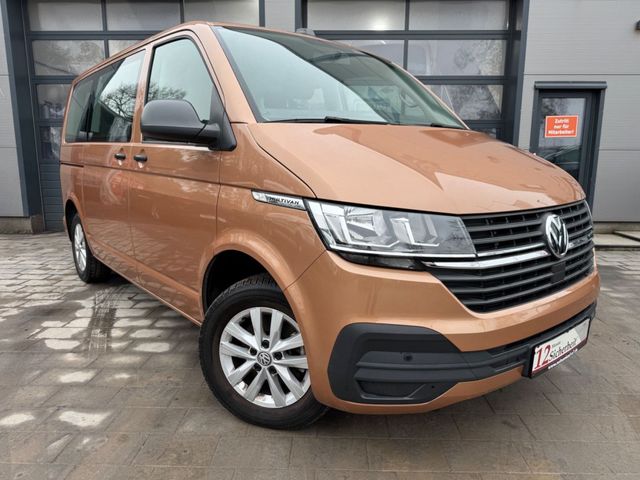 Volkswagen T6.1 Multivan Family FWD *7 Sitzer/1. Hand*