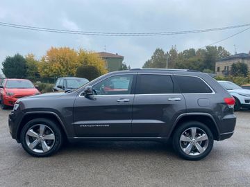 Jeep Grand Cherokee - 4
