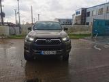 Toyota Hilux  Invicible 2.8 D - Toyota Hilux: 2 8