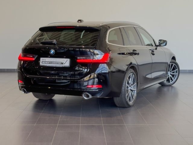 BMW 320 d Touring Adapt.LED PDC SHZ Temp Navi DAB foto 3