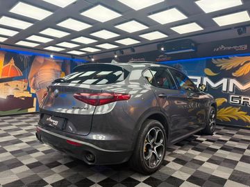 Alfa-Romeo Stelvio - 5