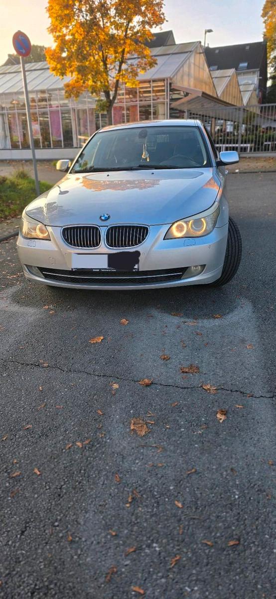 BMW 525
