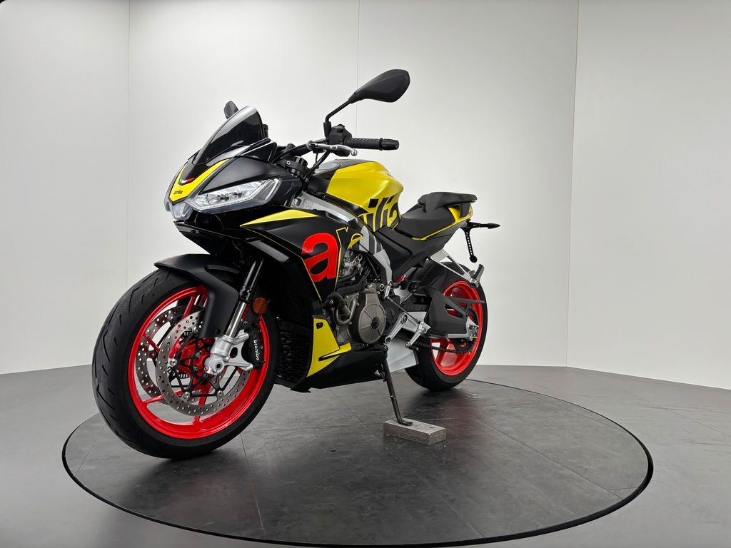 Fahrzeugabbildung Aprilia TUONO 660 *NEUWERTIG *1. HAND