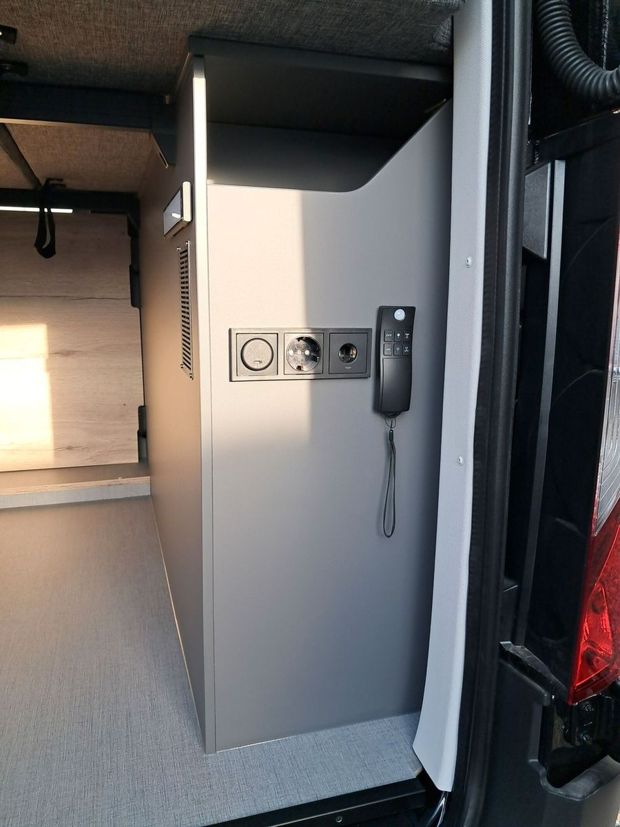 Fahrzeugabbildung Pössl Roadstar XT Mercedes Autark,Winterpaket,Markise