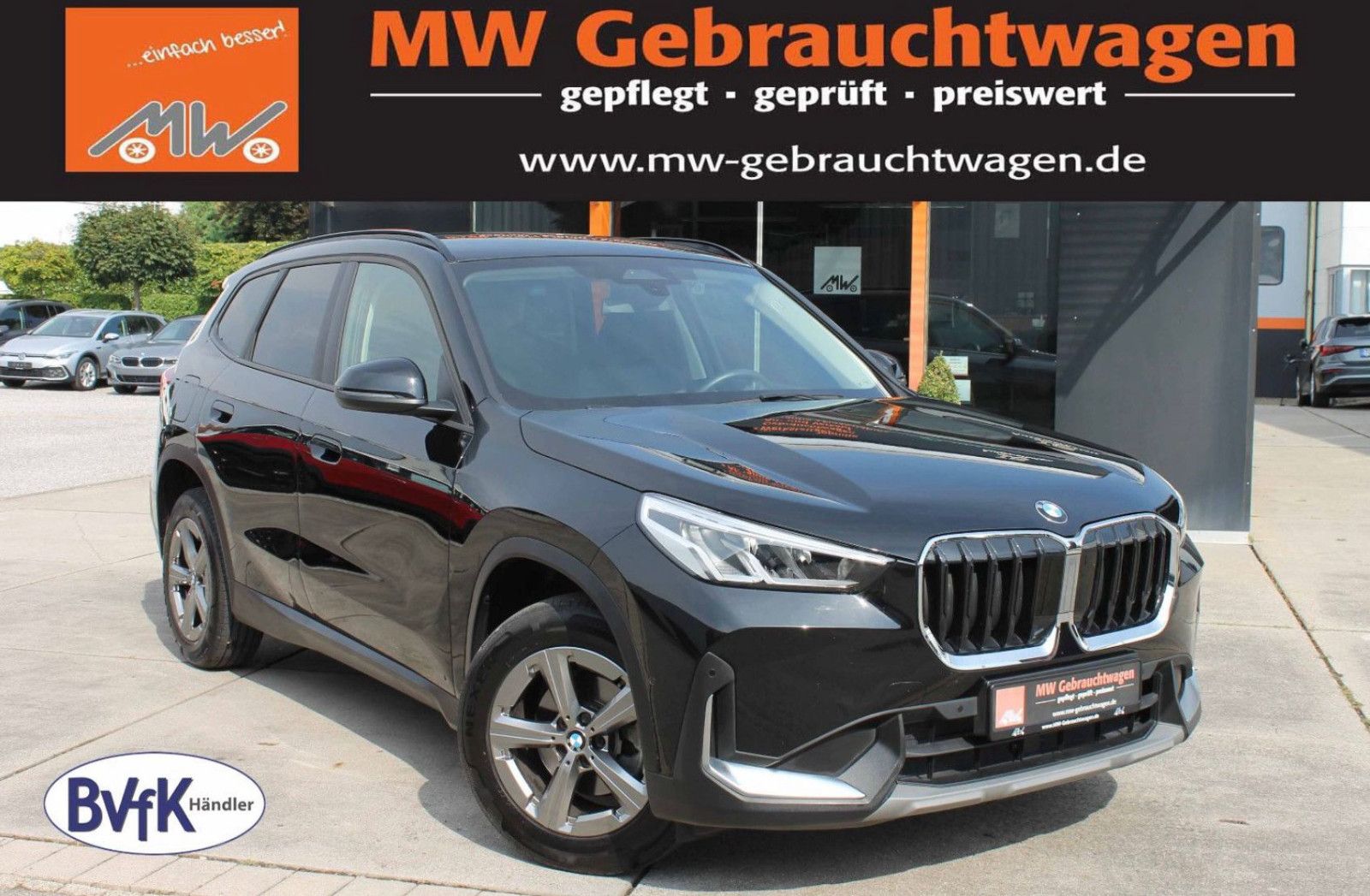 Fahrzeugabbildung BMW X1 sDrive 18i Steptr. ACC KAM PDC LED NAV AHK