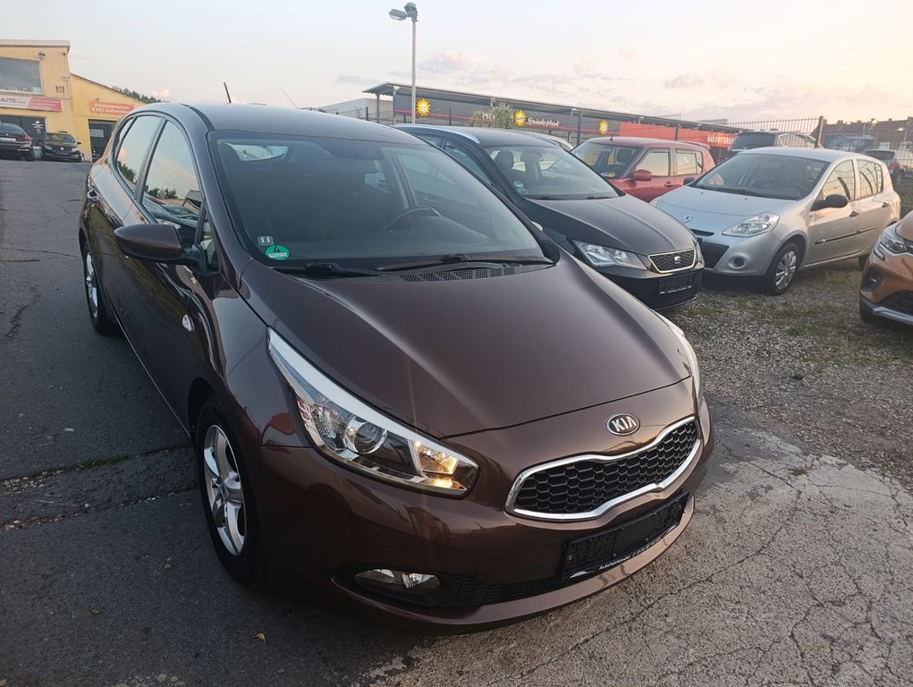 Kia cee'd / Ceed 