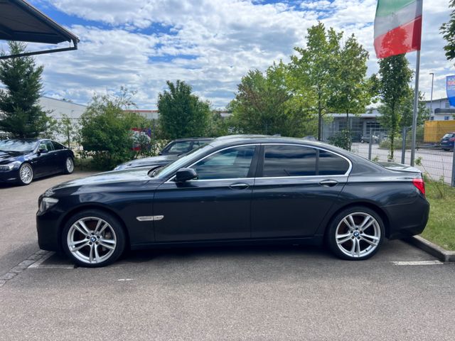 BMW 750i xDrive M Sport MOTORSCHADEN fest