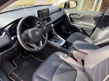 Toyota RAV 4 - 11