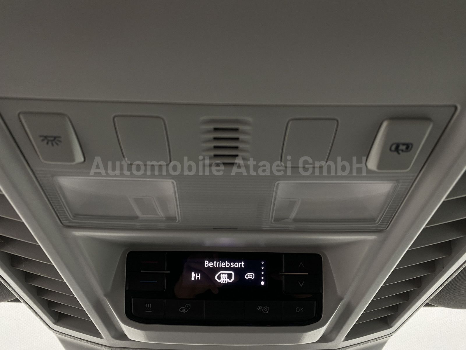 Fahrzeugabbildung Volkswagen Crafter 35 TDI *9-SITZE* NAVI+STANDHZG. (9746)