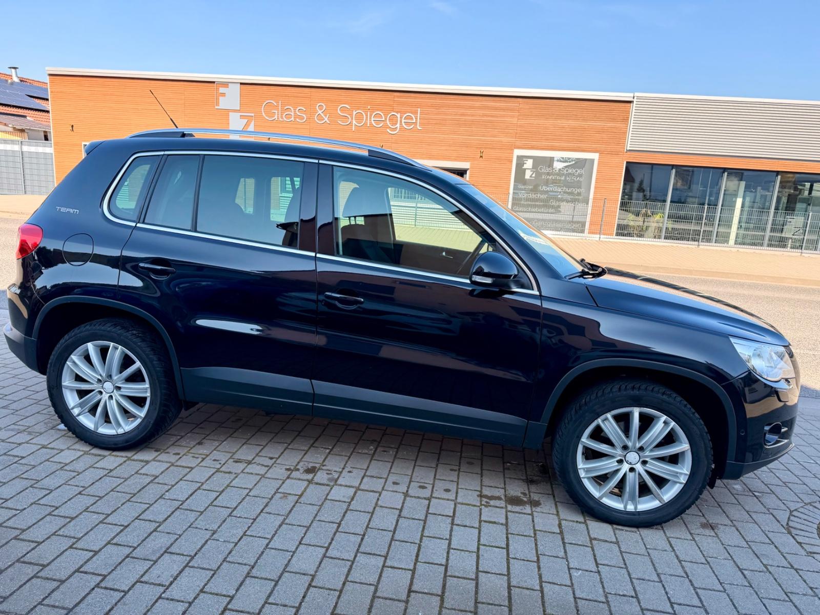 Volkswagen Tiguan Team BMT/TÜV§INSPEKTIONNEU