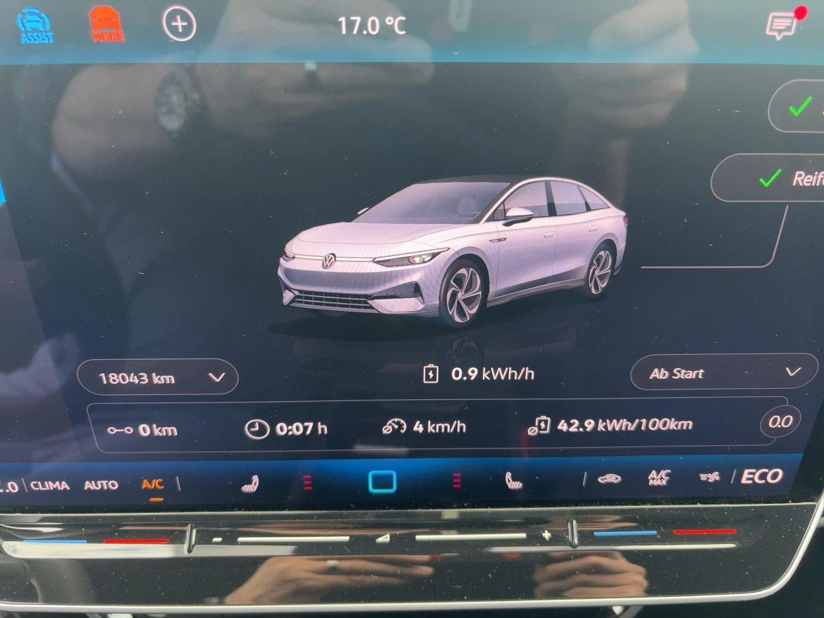 Volkswagen ID.7 Pro Wärmep Navi AHK ergoActiv S. R-Kam