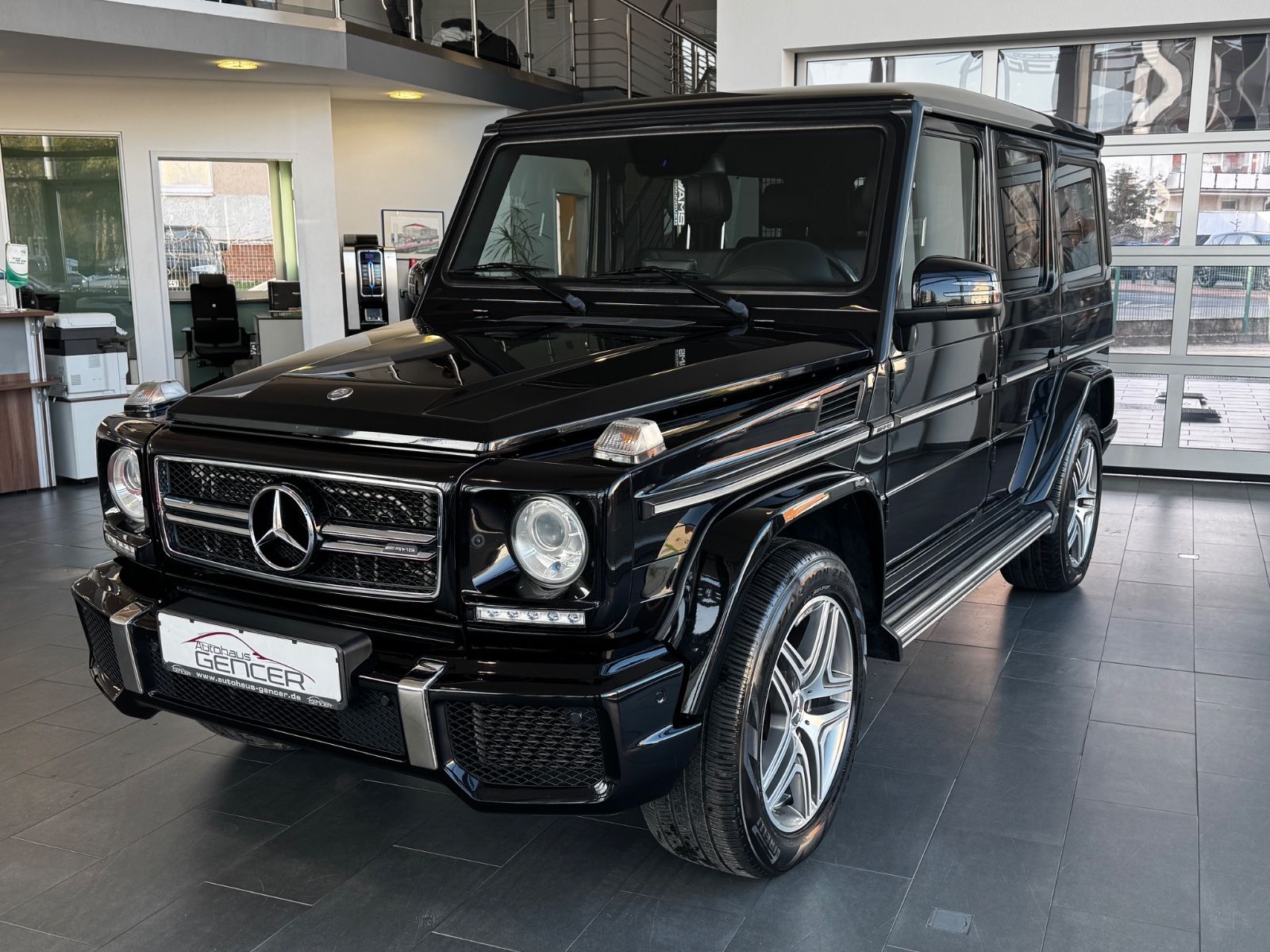 MERCEDES-BENZ G 350 d "AMG/AHK/S-dach/Kamera"