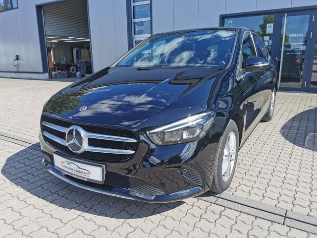 Mercedes-Benz B 200 STYLE NAVI PANO LED KAMERA MBUX