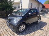 Toyota IQ + 1,4-l-D-4D+Erster Hand Neue Tüv und Au - Toyota IQ aus 2011