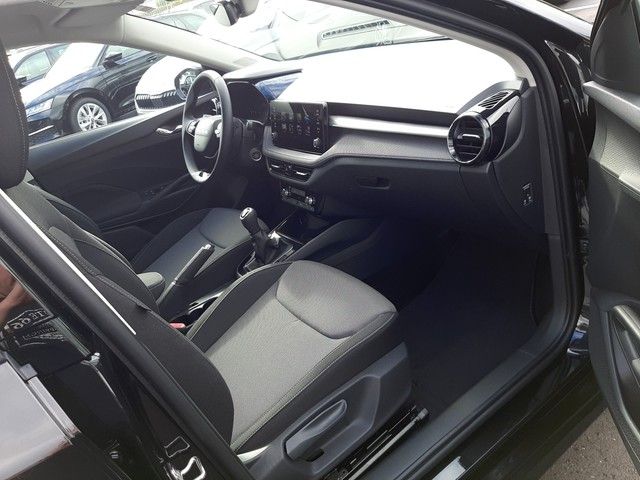 Fahrzeugabbildung Skoda Fabia Selection 1.0TSI LED PDC SHZ Klima