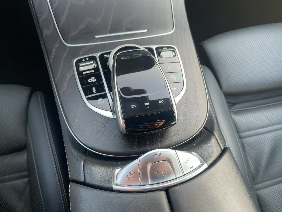 Fahrzeugabbildung Mercedes-Benz E 53 4M+ AMG/Night/Burm./HuD/Distr./20''