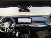 BMW 750 - Vorschau Bild 11