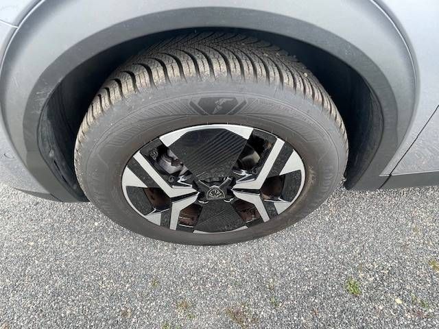 Fahrzeugabbildung Peugeot Peugoet 2008 Allure Pure Tech 130 AT
