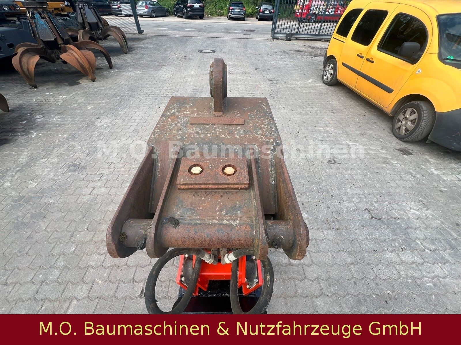 Fahrzeugabbildung Andere ALLU / Rüttelplatte / 20-25 Tonnen /