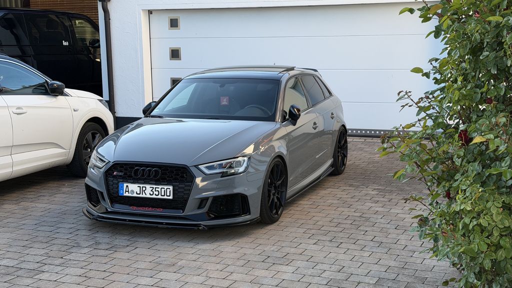 Image of Audi RS3