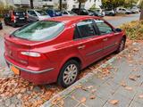 Renault Laguna Authentique 1.8 16V Auto Authentique - Renault Laguna: Authentique