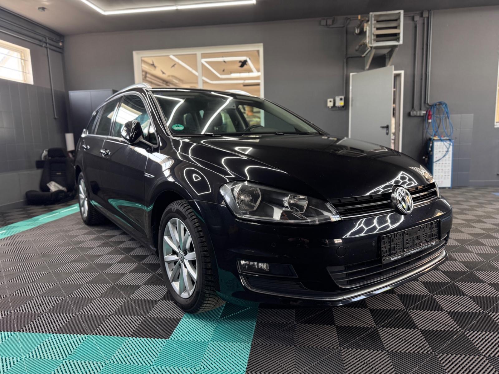 Volkswagen Golf VII Variant Lounge BMT*Navi*SHZ*PDC